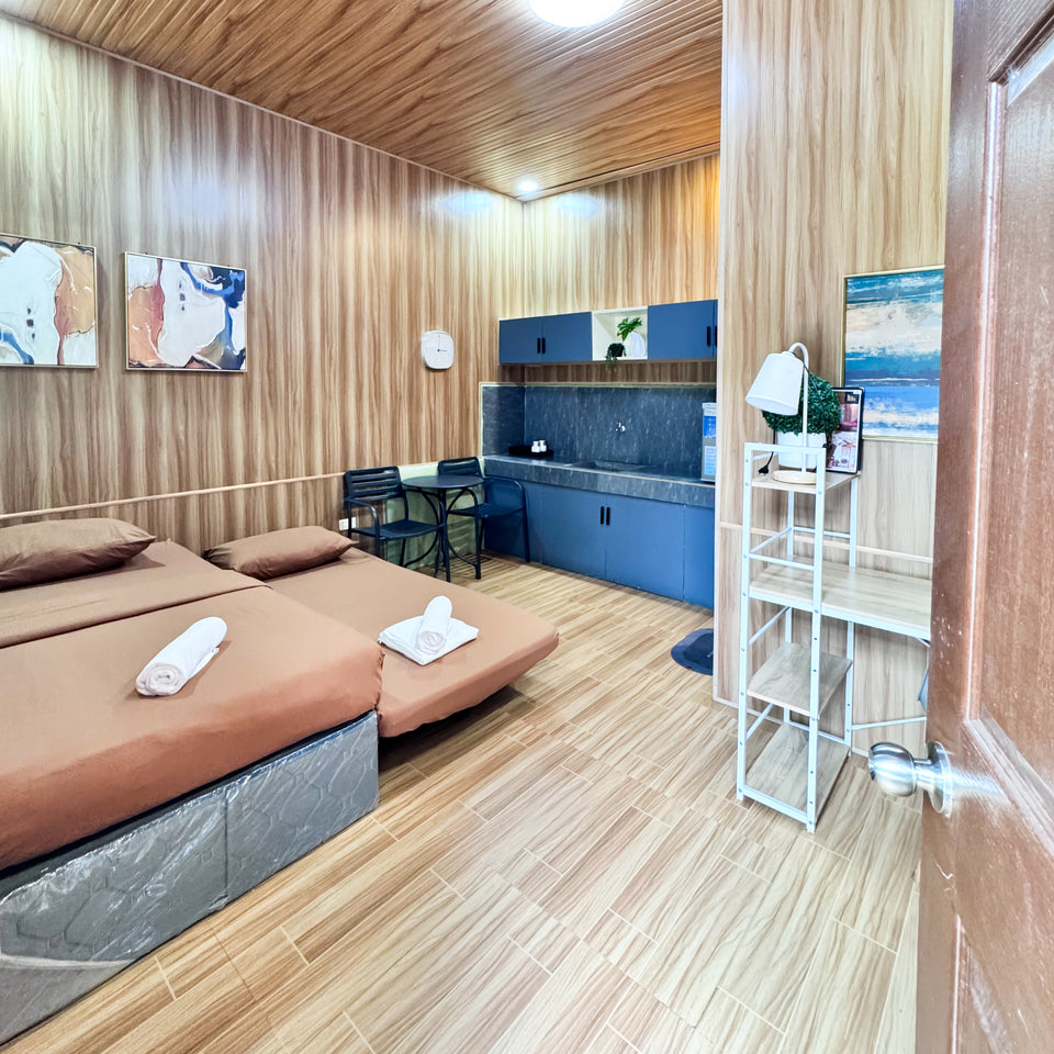 STUDIO ROOM PULL-OUT