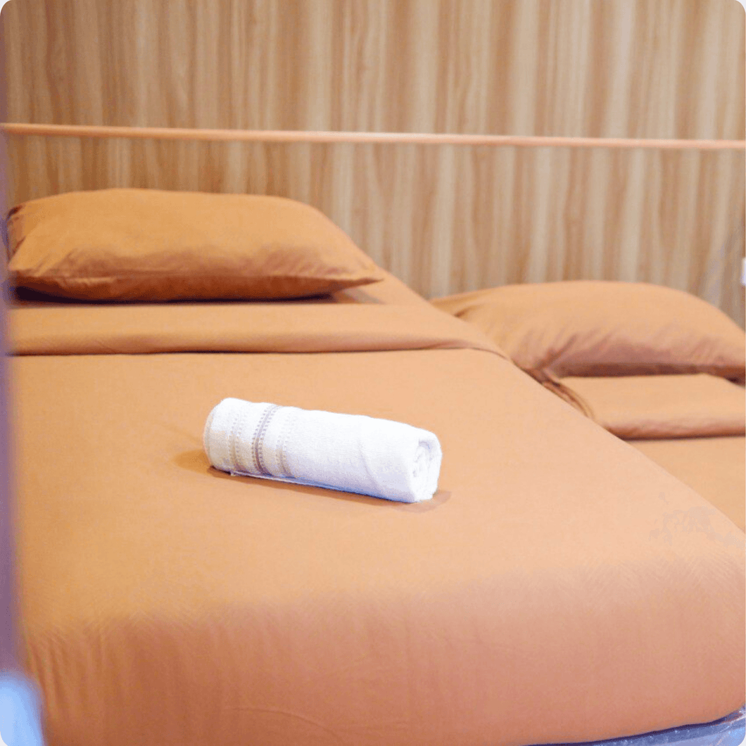 STUDIO ROOM PULL-OUT