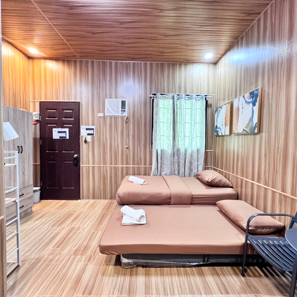 STUDIO ROOM PULL-OUT