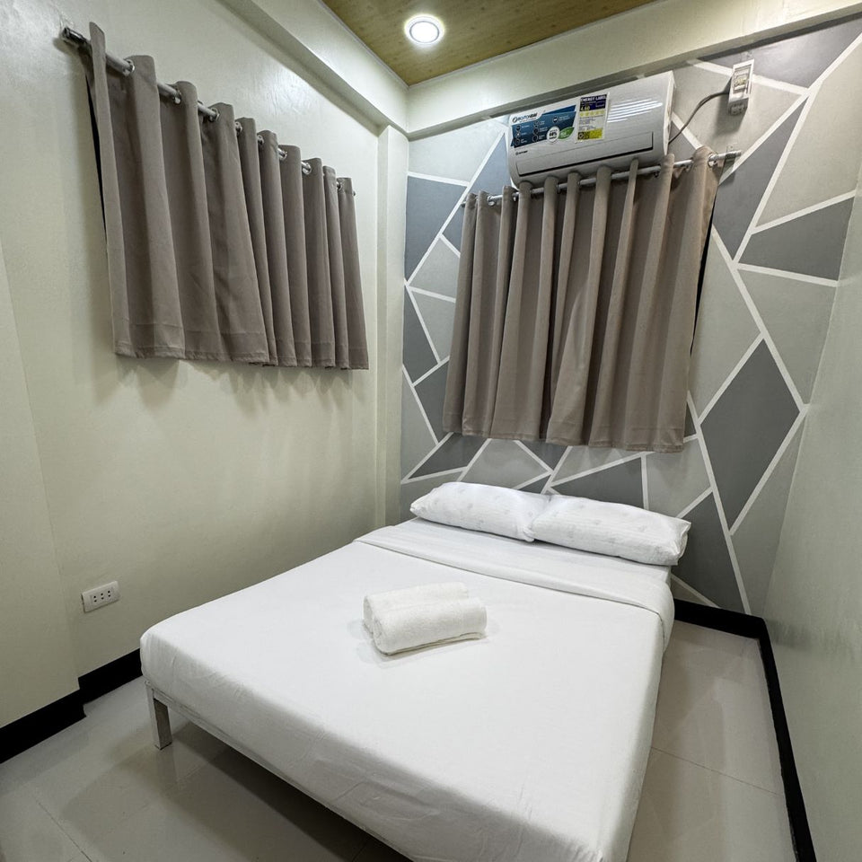 House (2 Story - 4 Bedrooms)