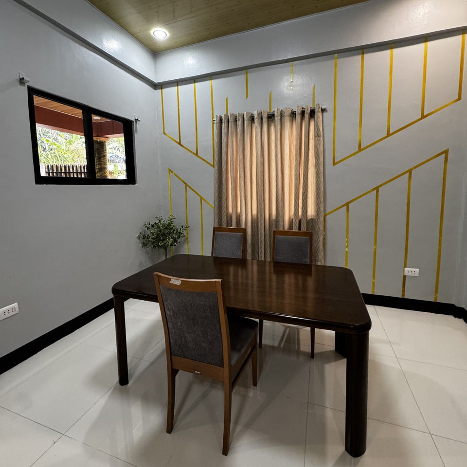 House (2 Story - 4 Bedrooms)