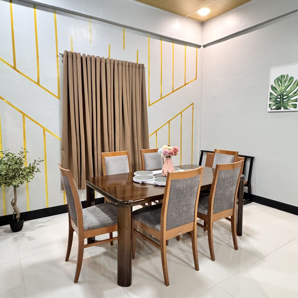 House (2 Story - 4 Bedrooms)