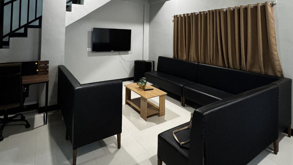 House (2 Story - 4 Bedrooms)