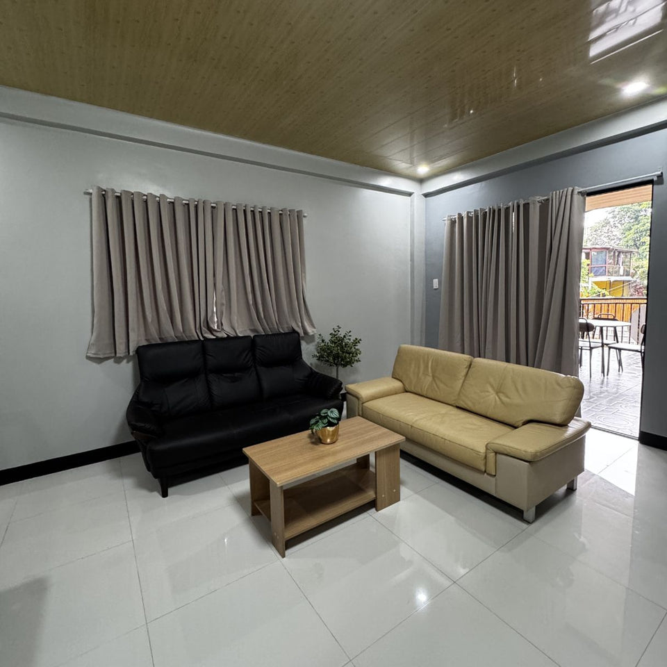 House (2 Story - 4 Bedrooms)