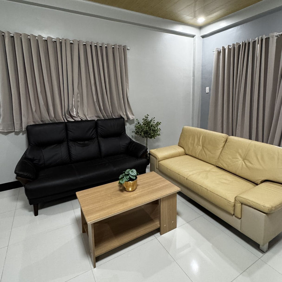 House (2 Story - 4 Bedrooms)