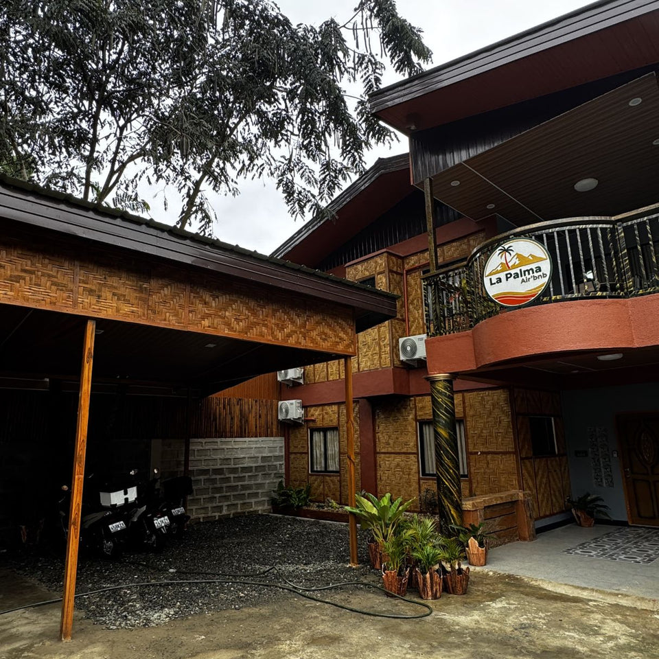 House (2 Story - 4 Bedrooms)